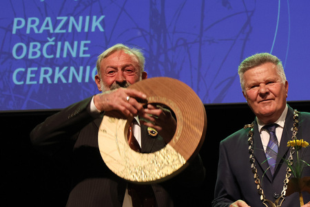 SLAVNOSTNA SEJA OBČINSKEGA SVETA S PODELITVIJO OBČINSKIH PRIZNANJ 56 FOTO LJUBO VUKELIČ